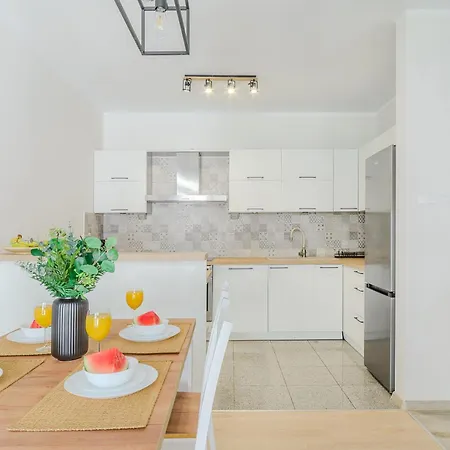 Zygmunta Slominskiego 5 - P&o